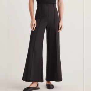Quince Ultra-Stretch Ponte Super Wide Leg Ankle Pants Size M/L BLACK